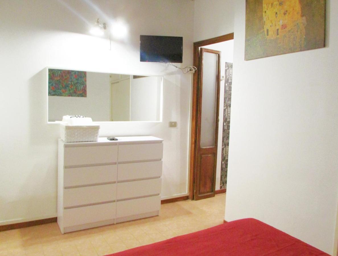 Colosseum Country Chic Apartment Rzym Zewnętrze zdjęcie